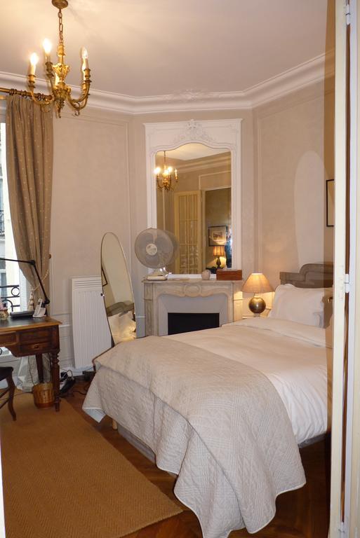 Prestigious 2 Bedroom Near Champs Elysees Appartement
