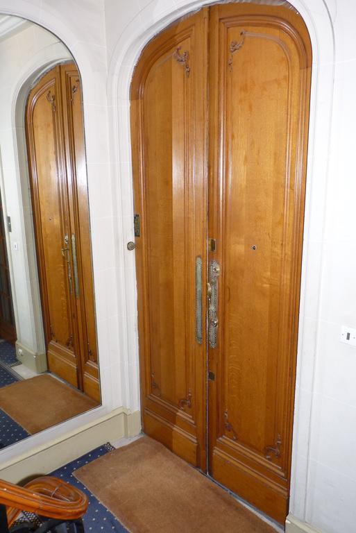 Prestigious 2 Bedroom Near Champs Elysees Appartement